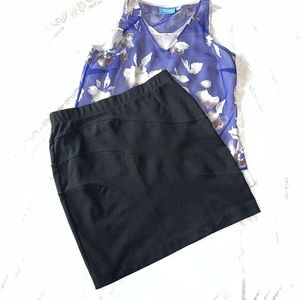 Simply Vera Vera Wang black mini skirt size S